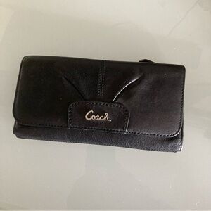 Black trifold wallet